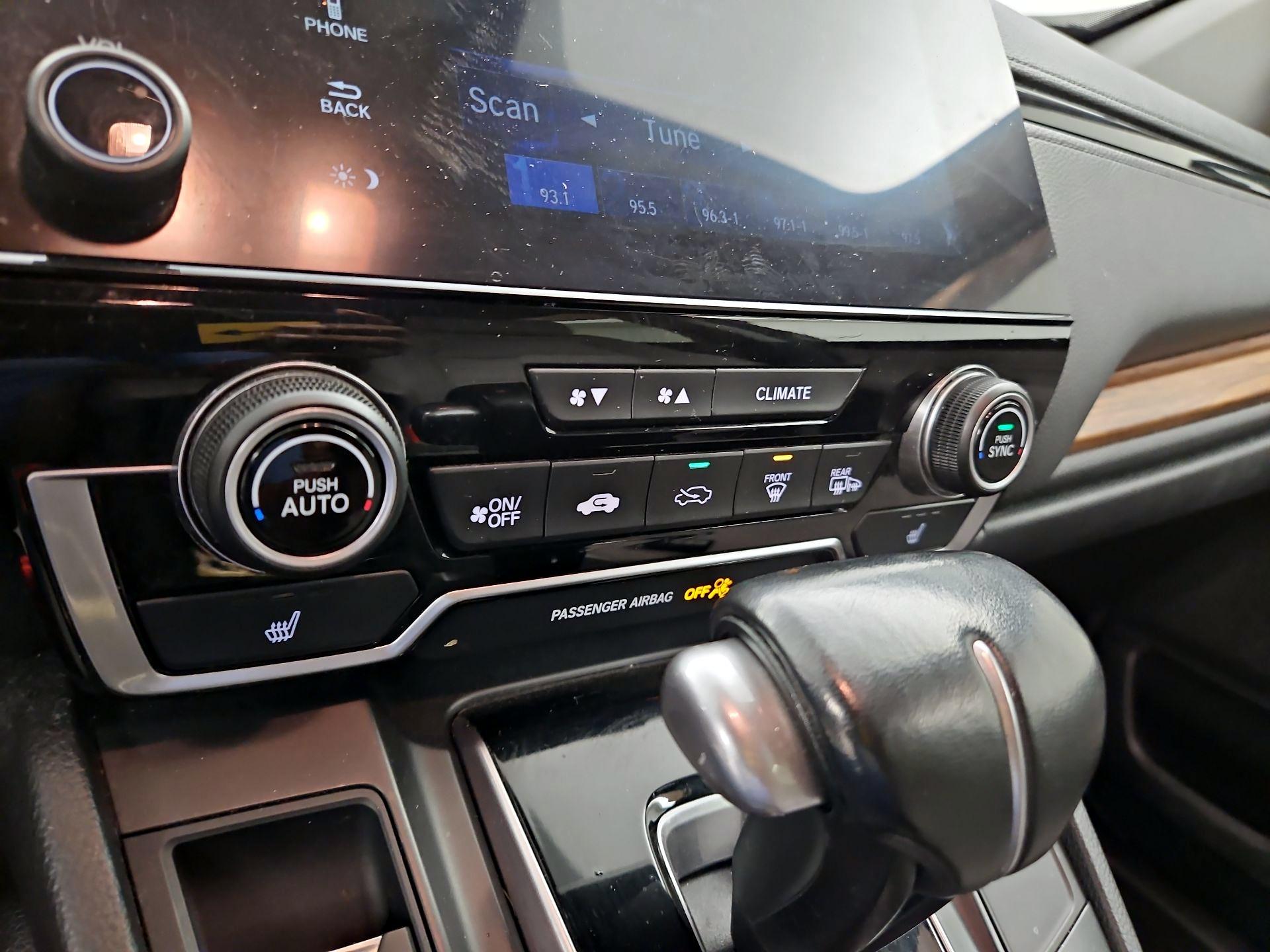 Thumbnail: 2017 Honda CR-V - 16