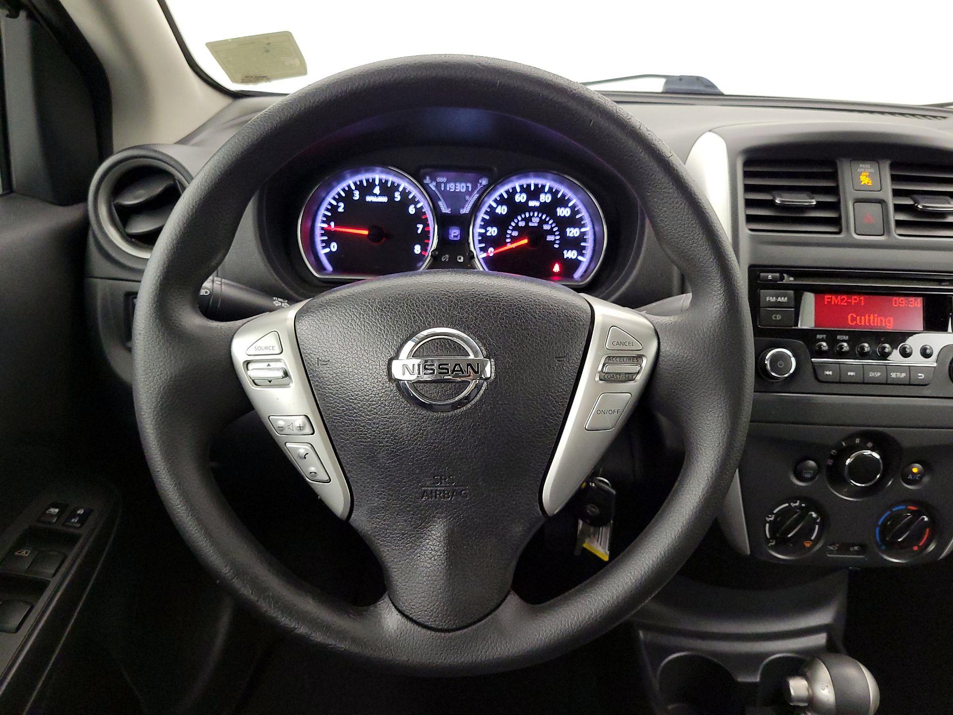 Thumbnail: 2015 Nissan Versa - 10