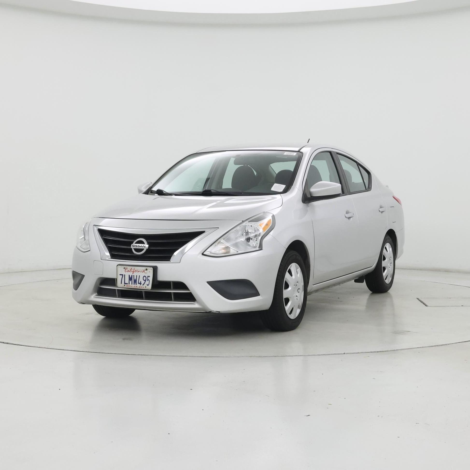 Thumbnail: 2015 Nissan Versa - 4