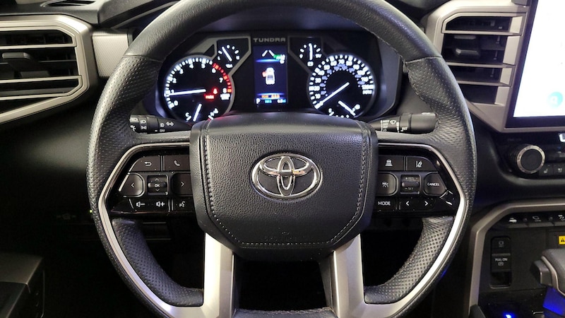 2022 Toyota Tundra Limited 10