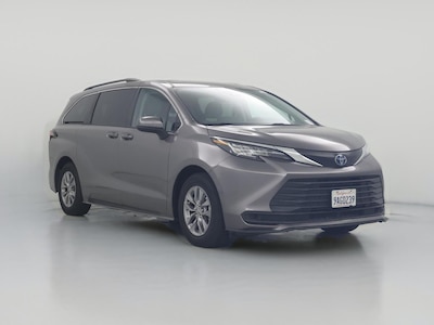 2022 Toyota Sienna LE -
                Duarte, CA