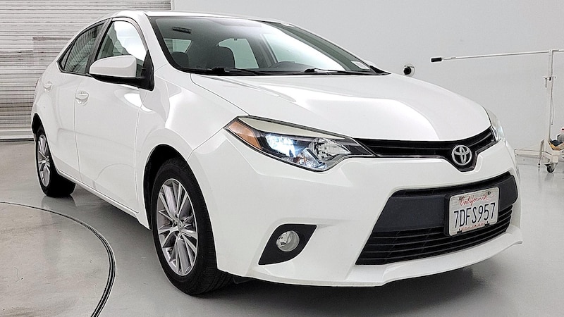 2014 Toyota Corolla LE Hero Image