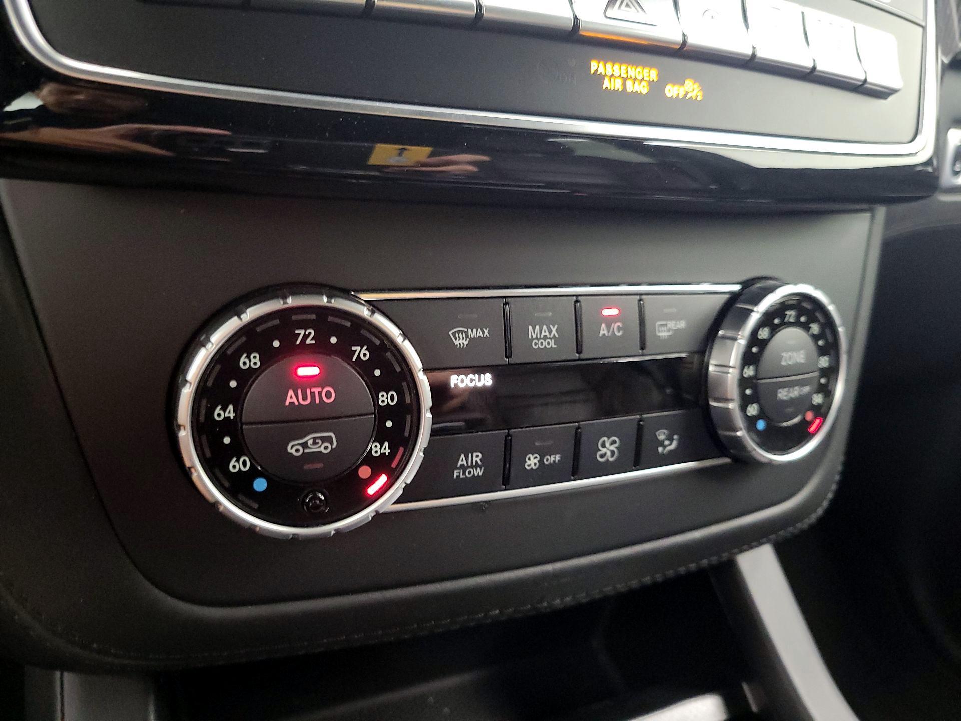 Thumbnail: 2019 Mercedes-Benz GL-Class - 17