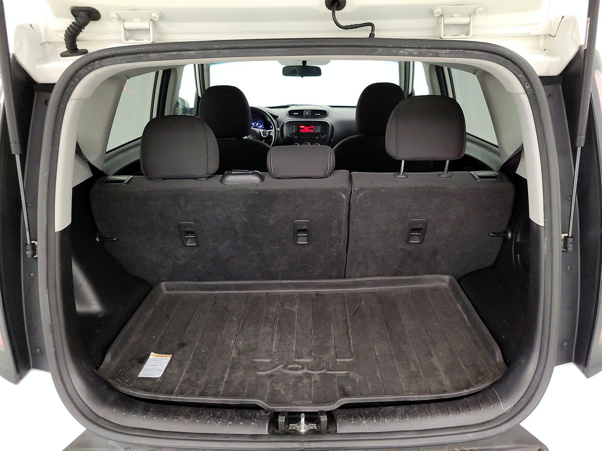 Thumbnail: 2014 Kia Soul - 19
