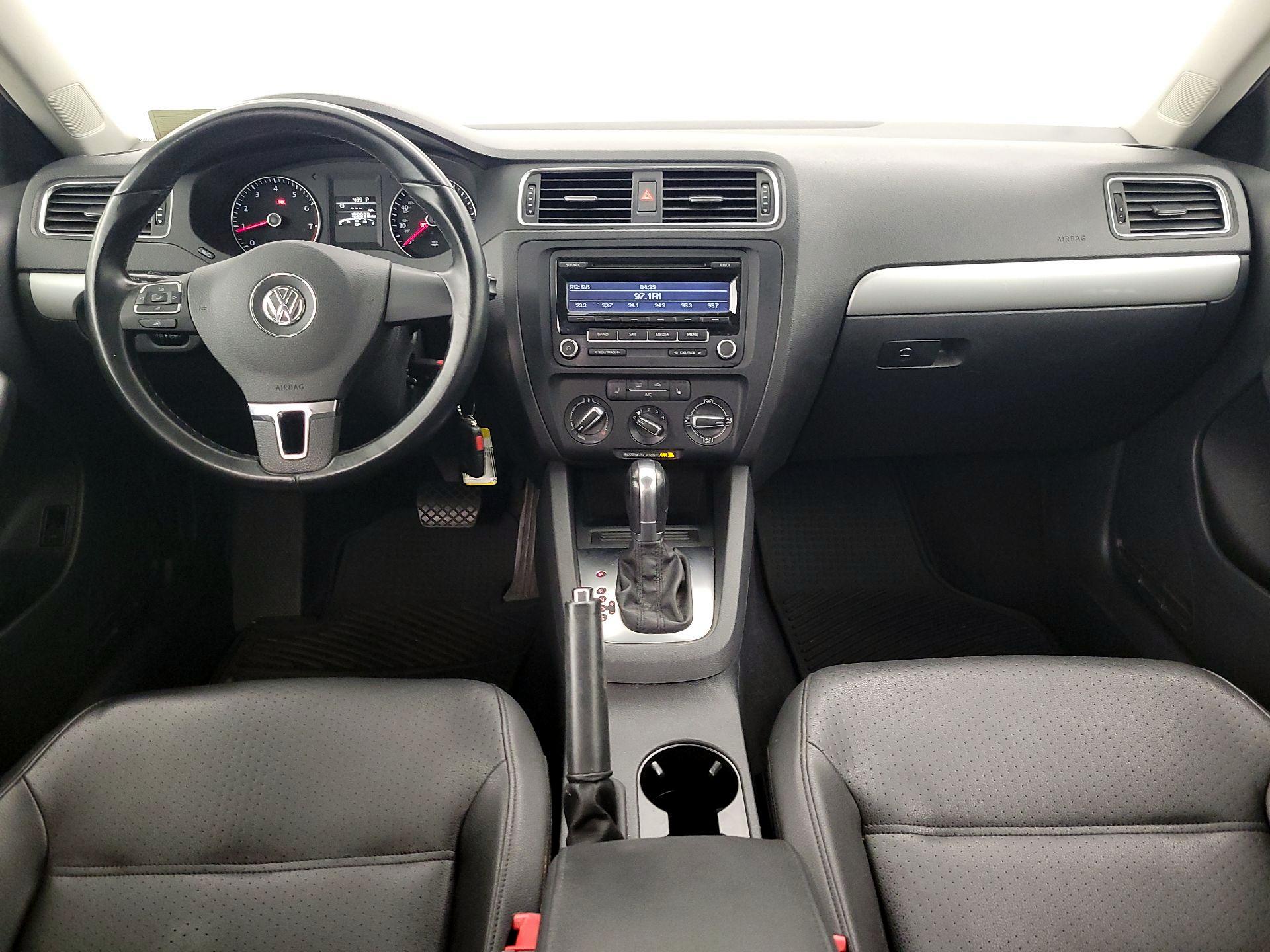 Thumbnail: 2014 Volkswagen Jetta - 9