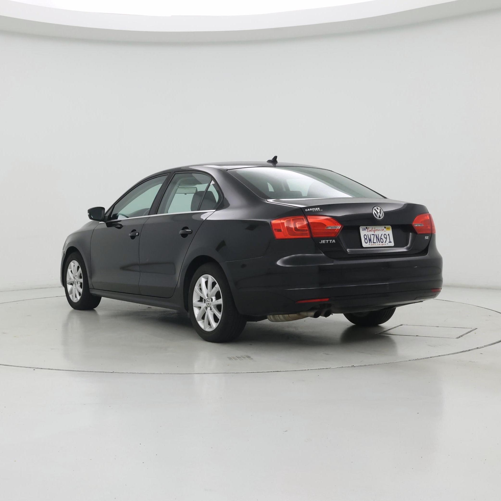 Thumbnail: 2014 Volkswagen Jetta - 2