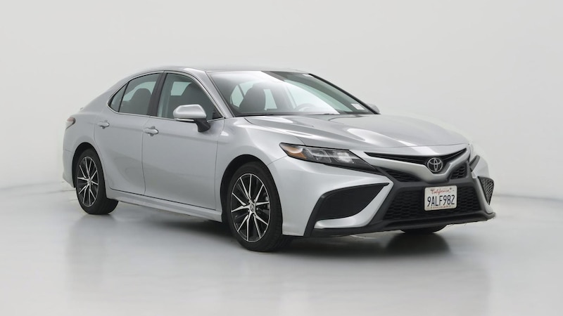 2022 Toyota Camry SE Hero Image