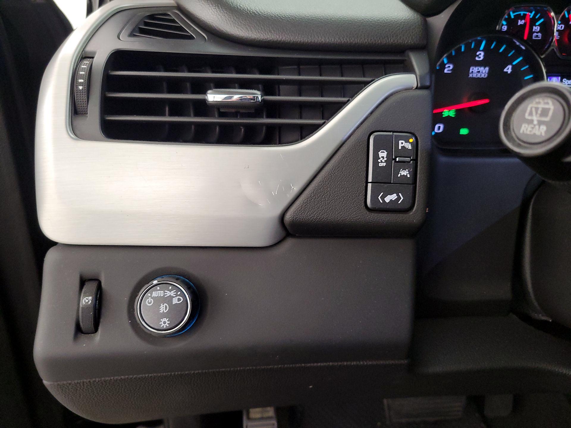 Thumbnail: 2018 GMC Yukon XL - 13