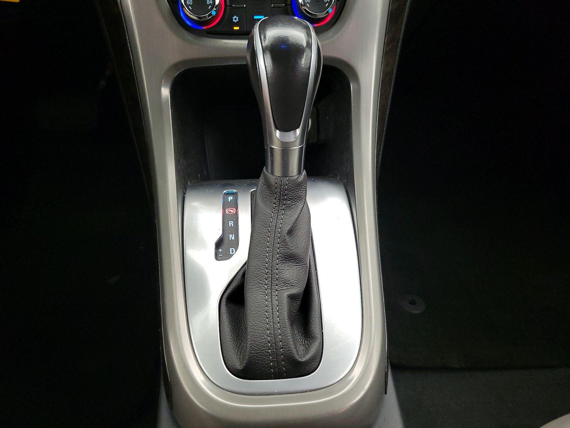 Thumbnail: 2016 Buick Verano - 17