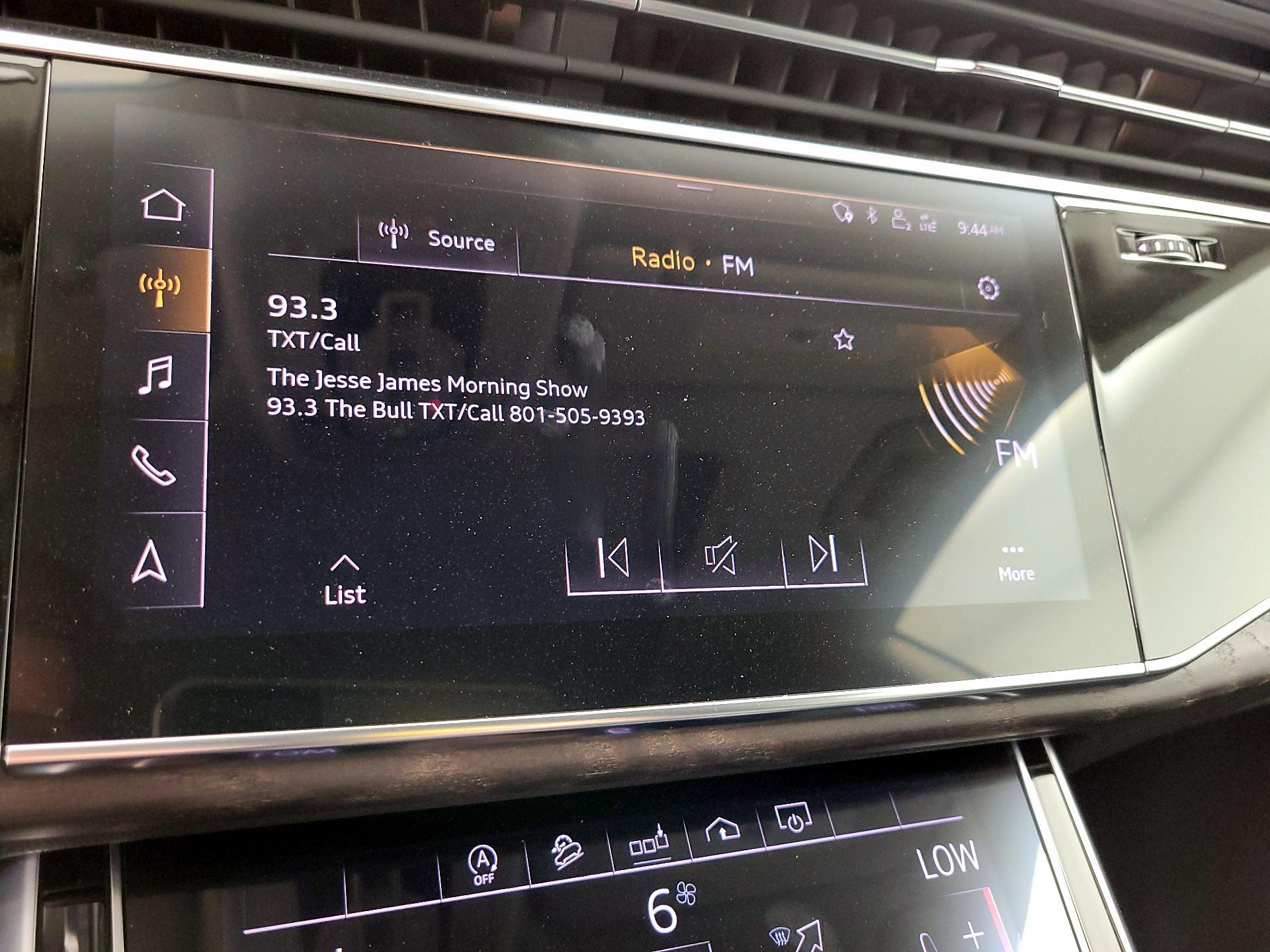 Thumbnail: 2019 Audi Q8 - 16