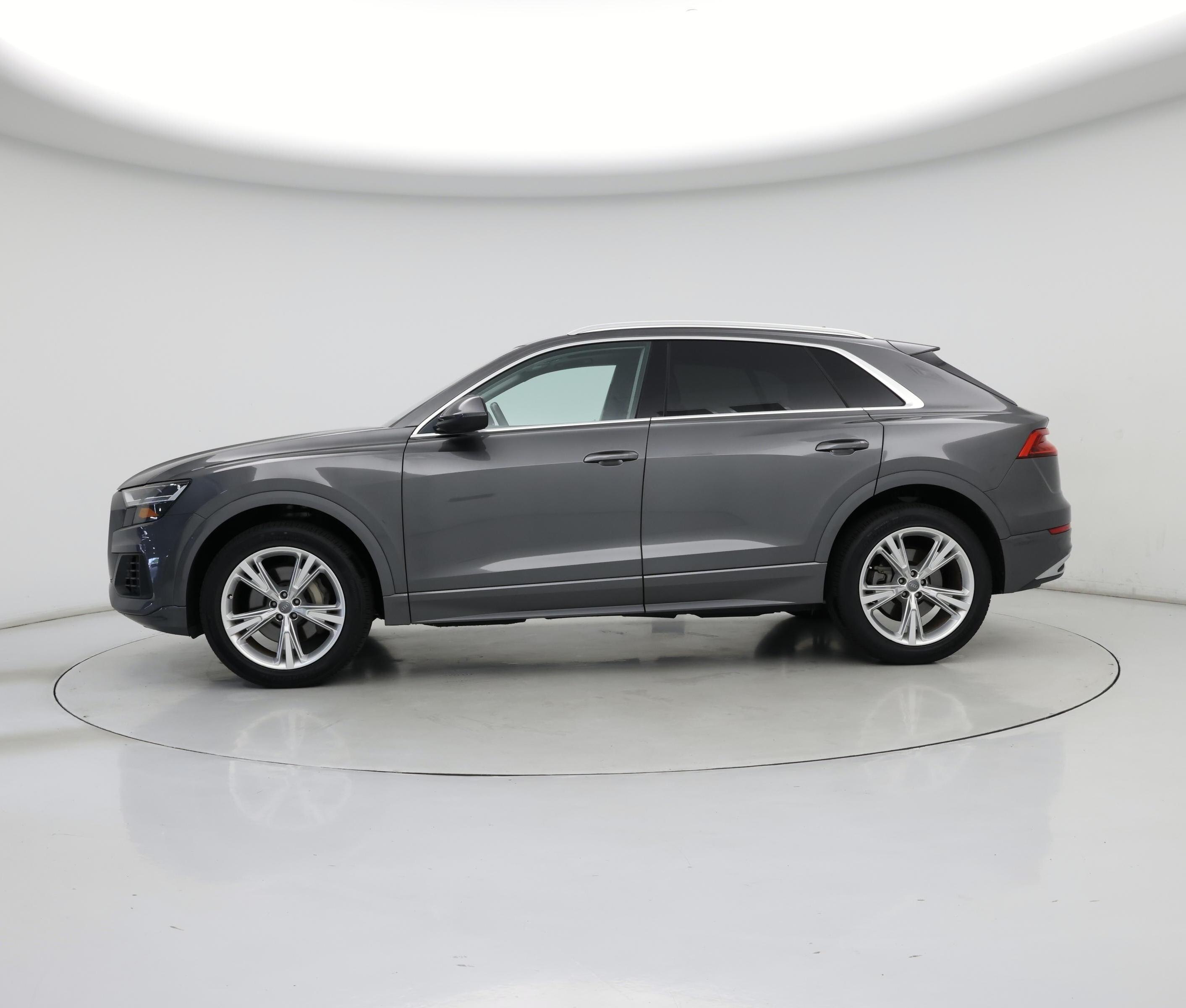 Thumbnail: 2019 Audi Q8 - 3