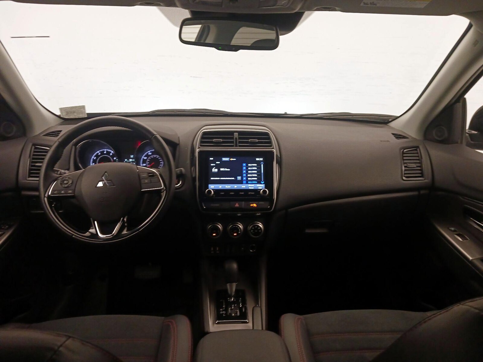 Image 10 of 2023 Mitsubishi Outlander Sport SE