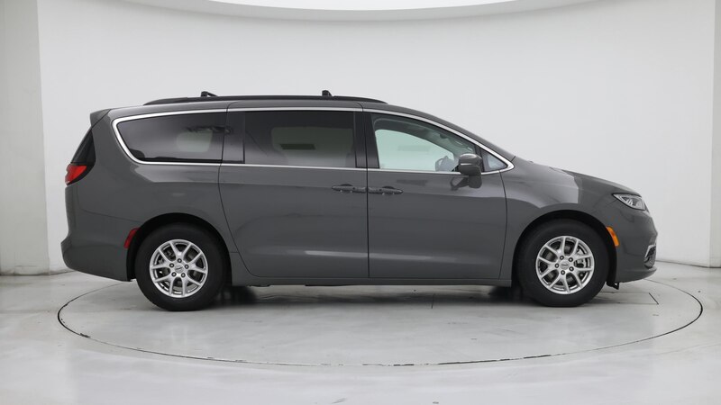 2022 Chrysler Pacifica Touring L 7