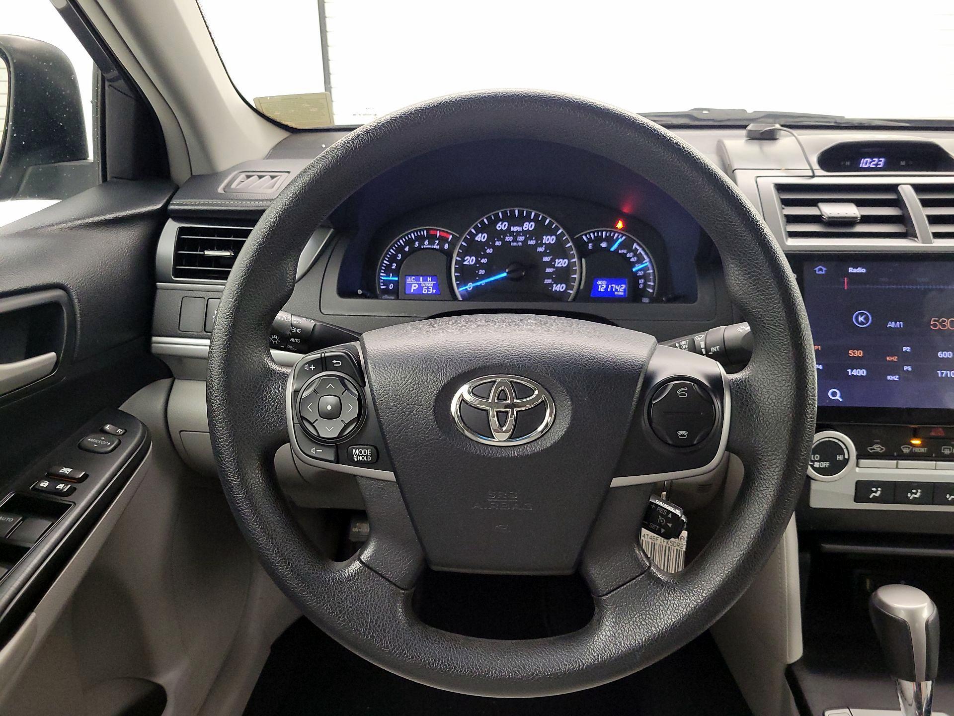 Thumbnail: 2013 Toyota Camry - 10