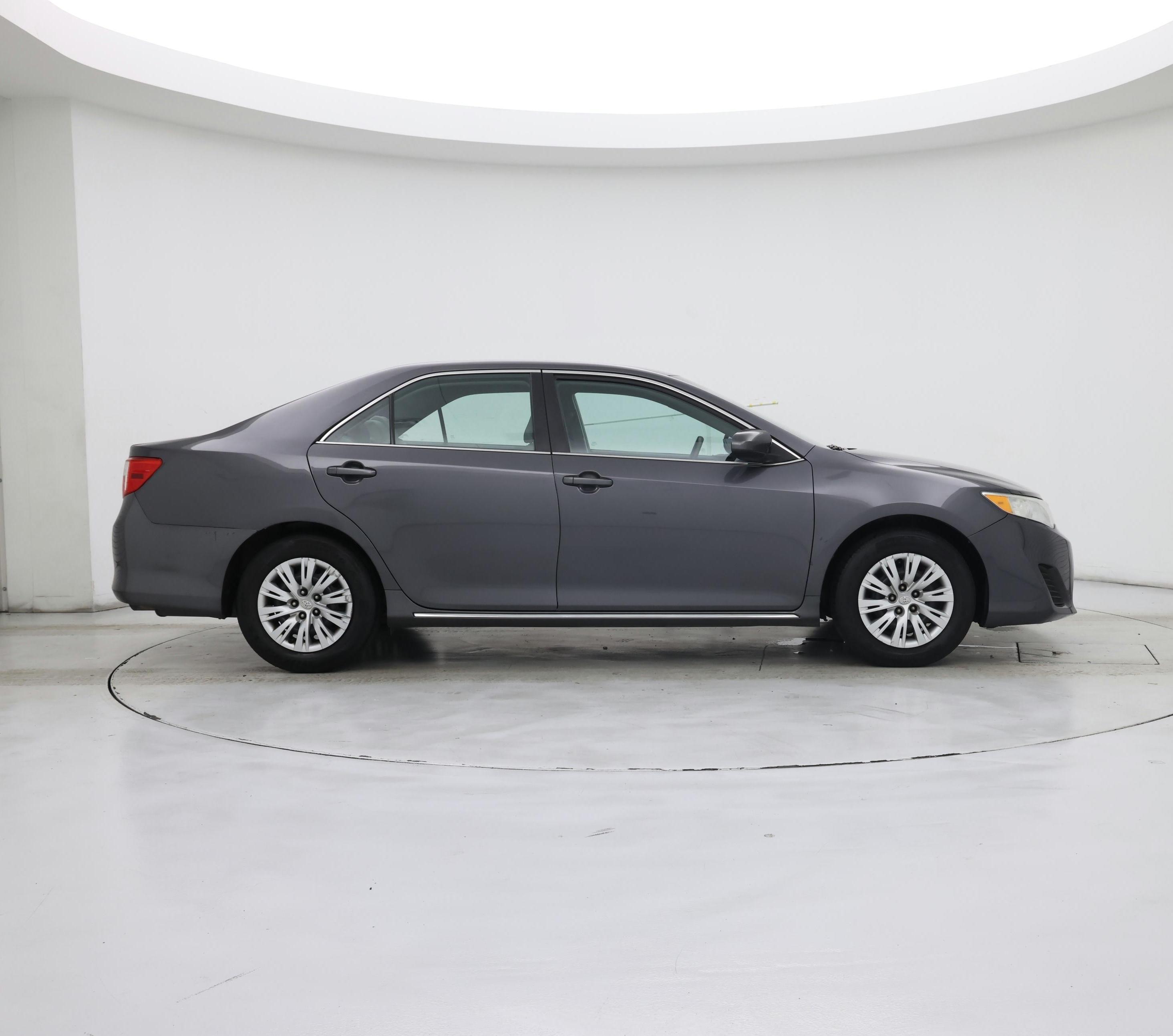 Thumbnail: 2013 Toyota Camry - 7