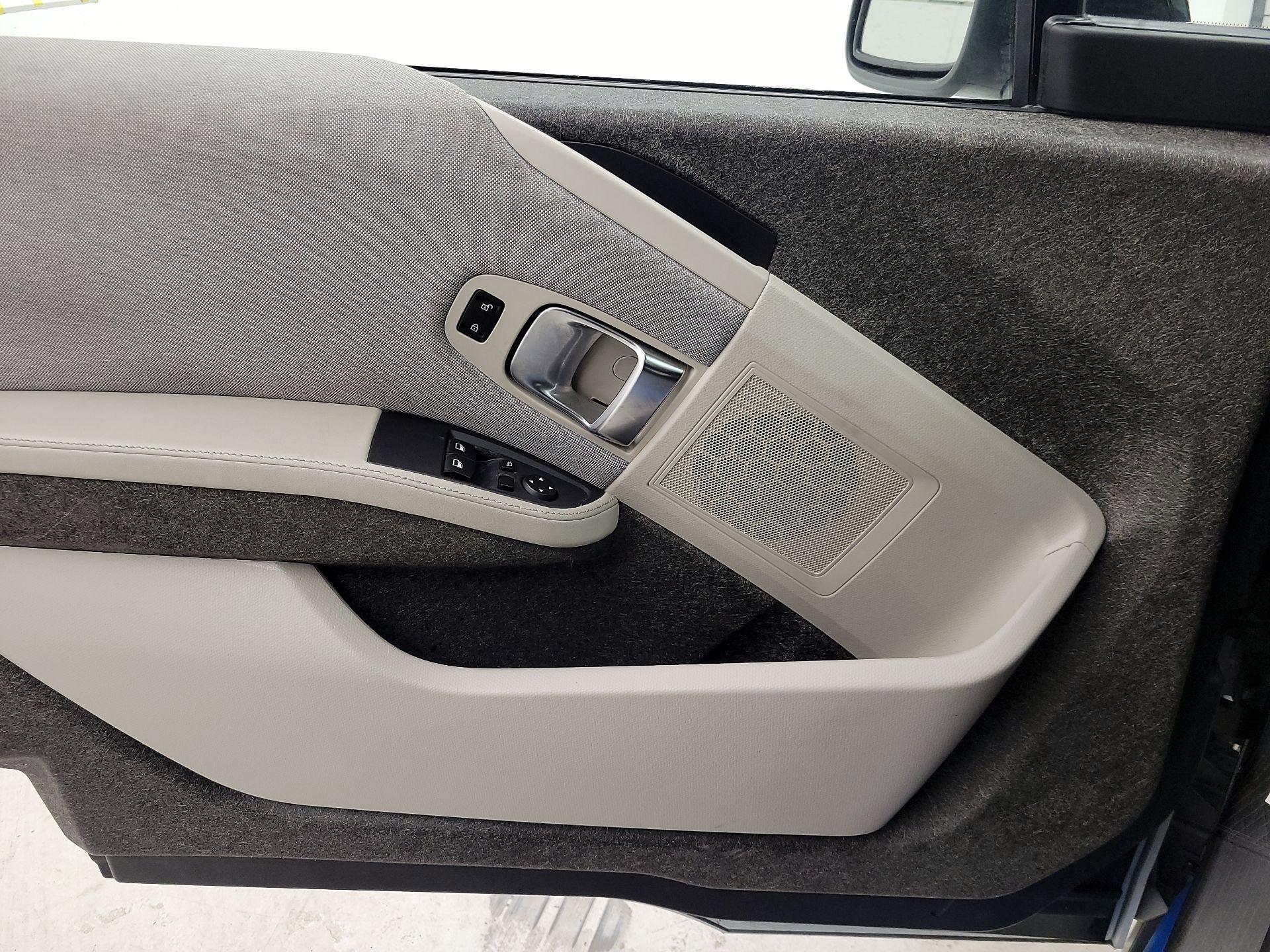 Thumbnail: 2015 BMW i3 - 12