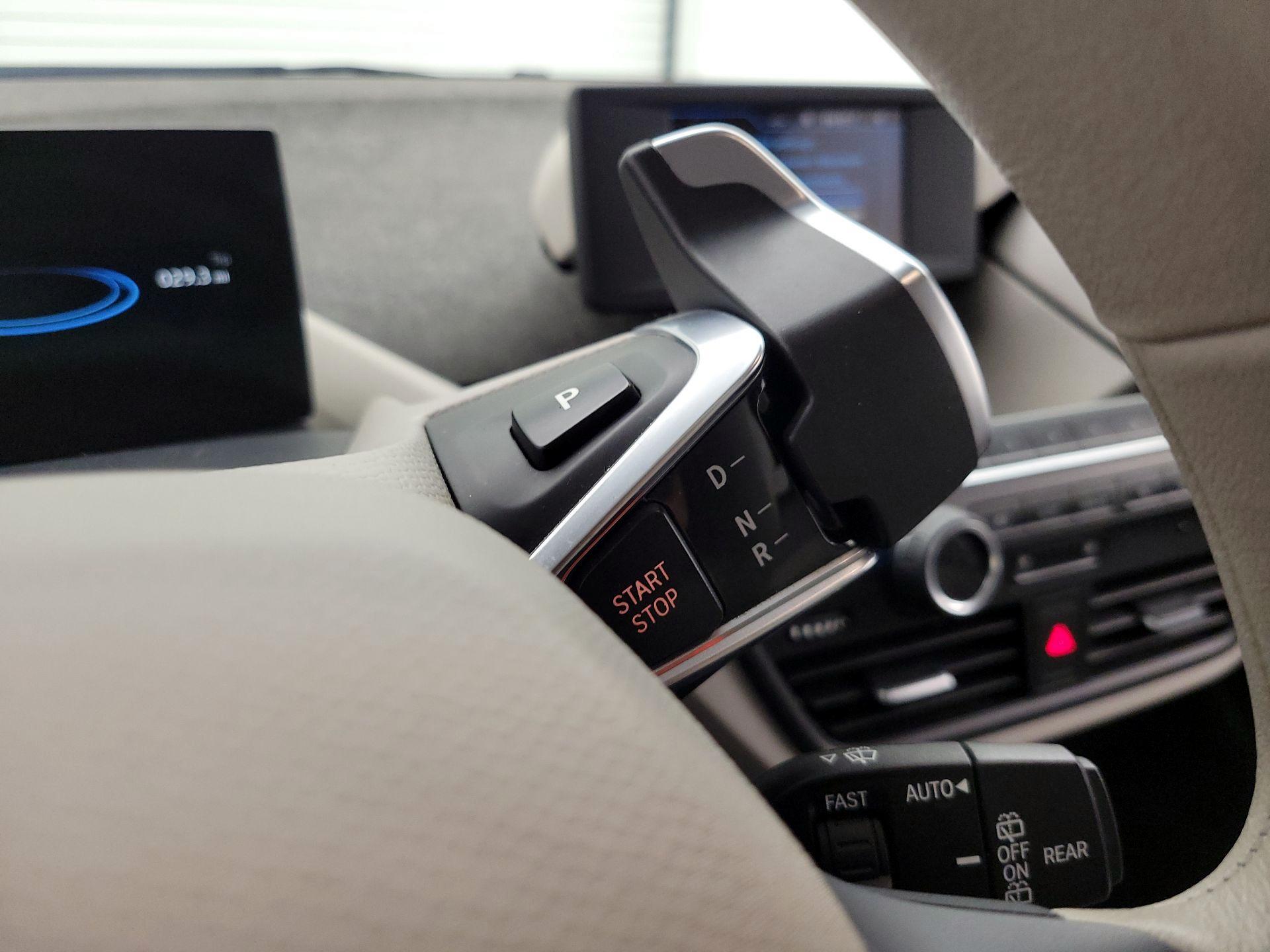 Thumbnail: 2015 BMW i3 - 17
