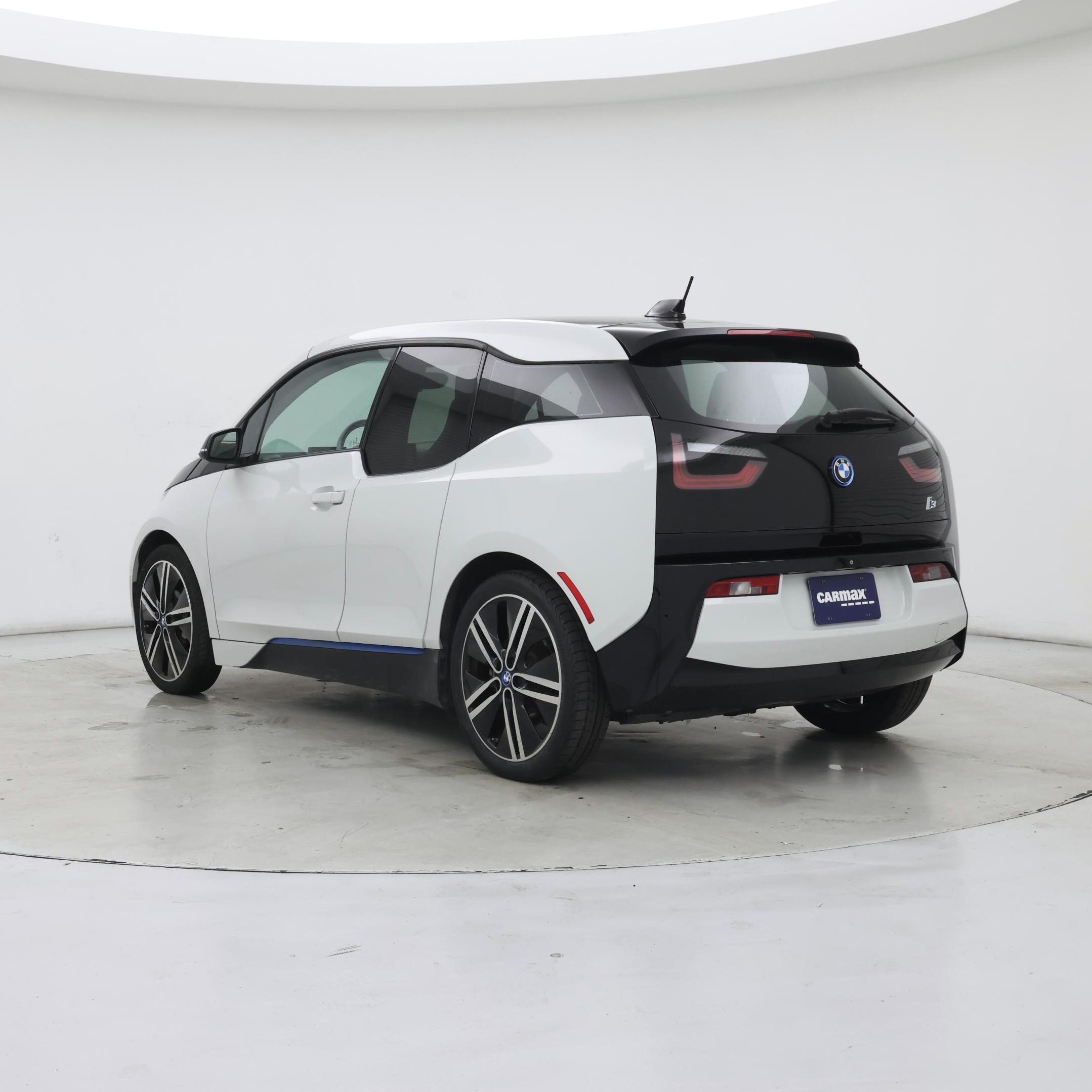 Thumbnail: 2015 BMW i3 - 2