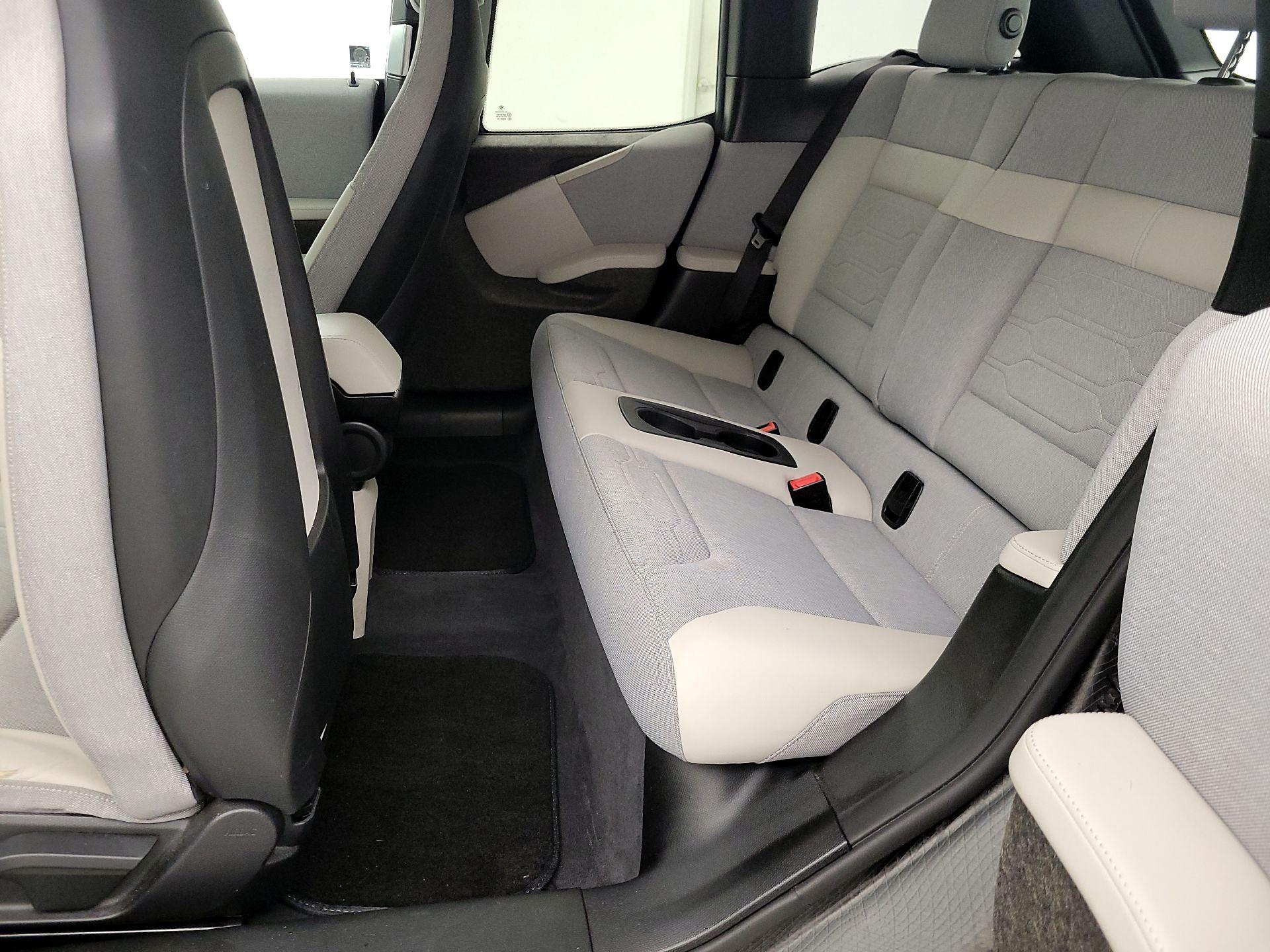 Thumbnail: 2015 BMW i3 - 19