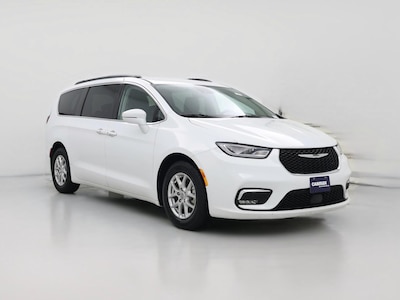 2022 Chrysler Pacifica Touring L -
                Sacramento, CA