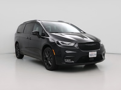 2022 Chrysler Pacifica Limited -
                Modesto, CA