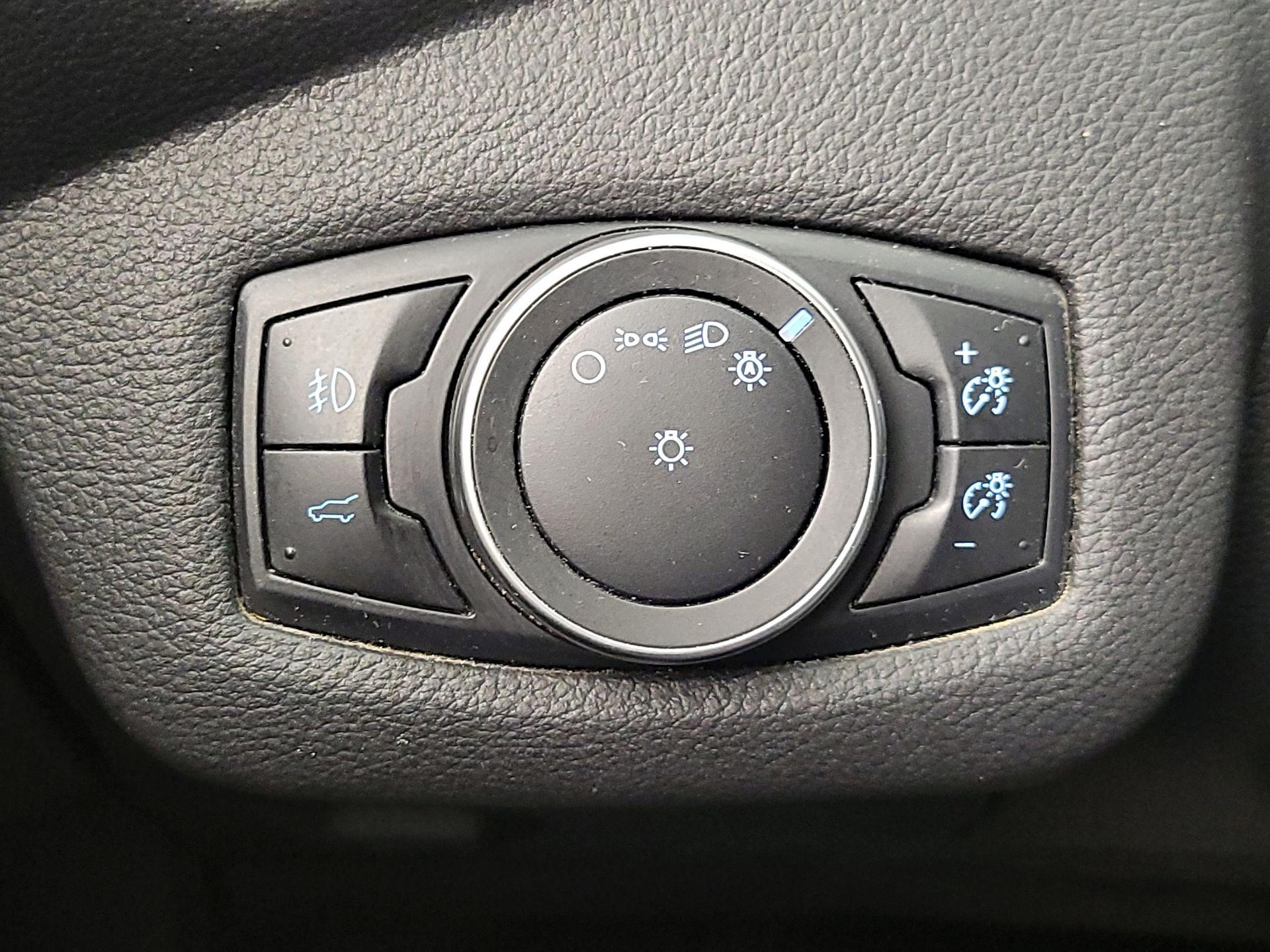 Thumbnail: 2019 Ford Escape - 13