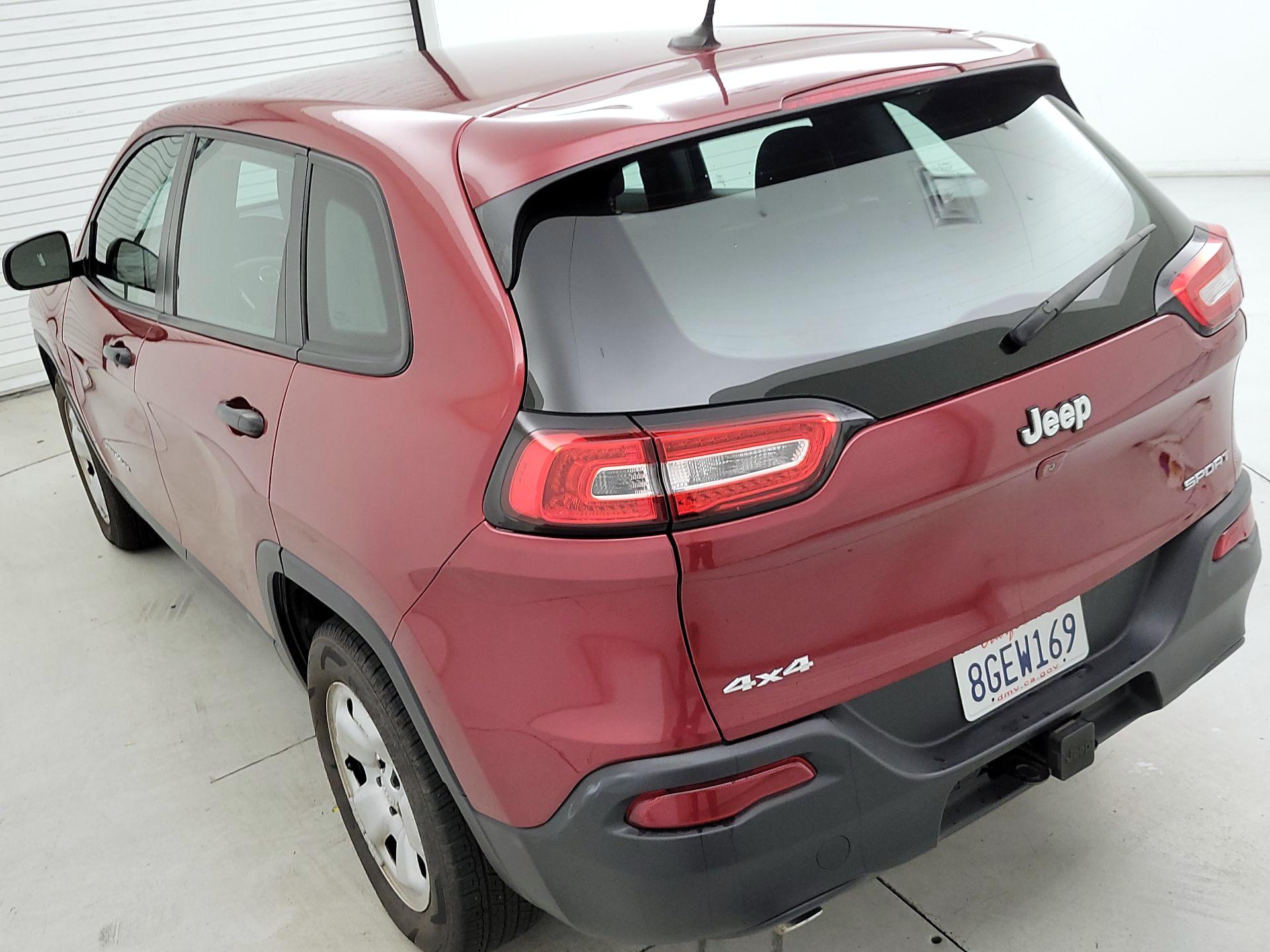 Thumbnail: 2014 Jeep Cherokee - 7