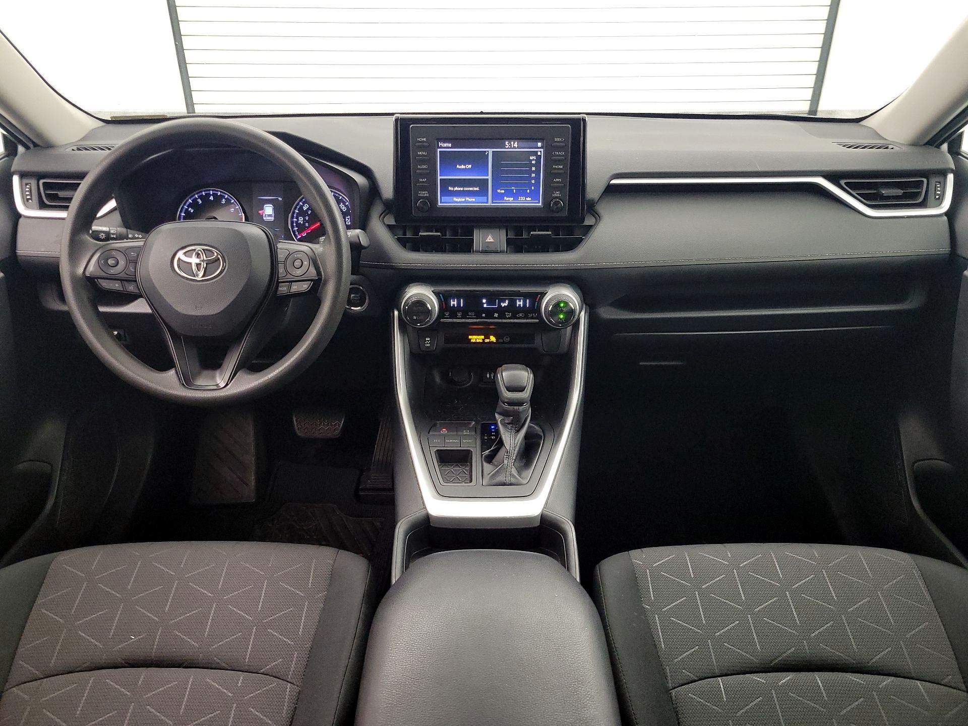 Thumbnail: 2019 Toyota RAV4 - 9