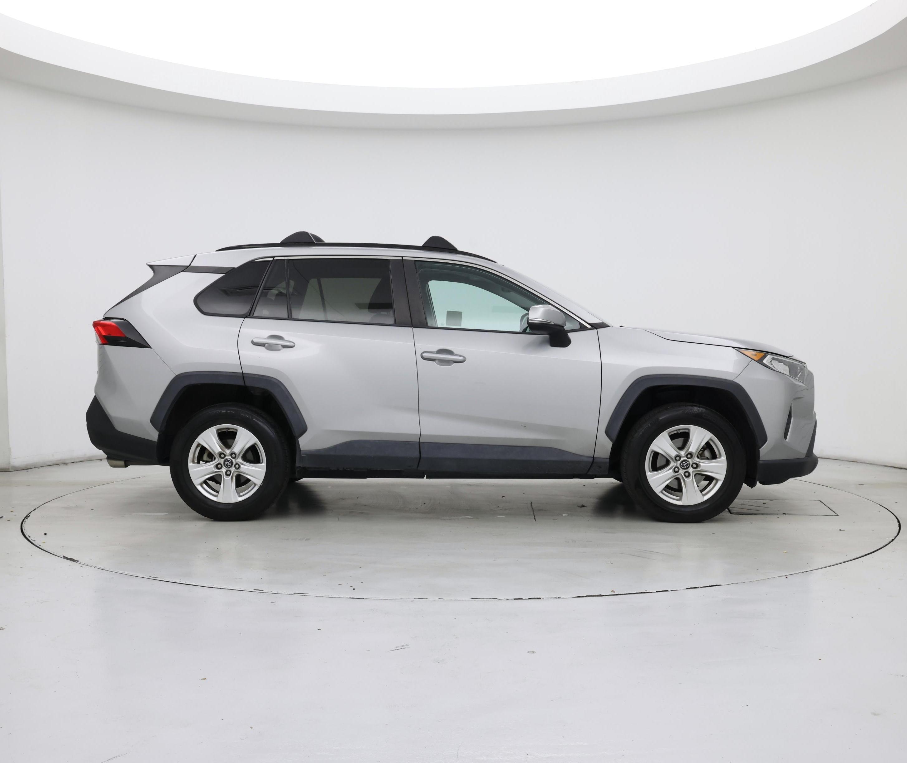 Thumbnail: 2019 Toyota RAV4 - 7