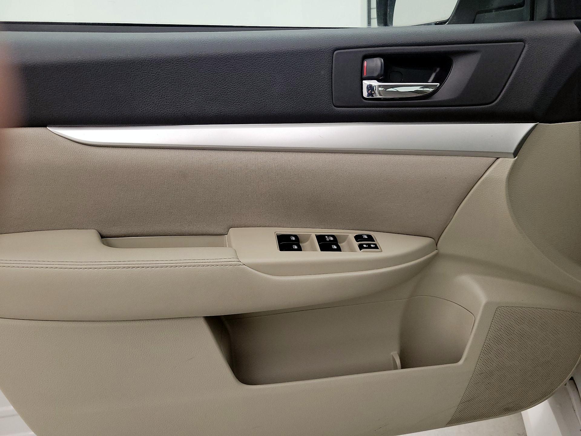 Thumbnail: 2013 Subaru Legacy - 12