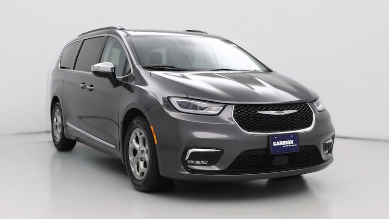 2023 Chrysler Pacifica Limited Hero Image