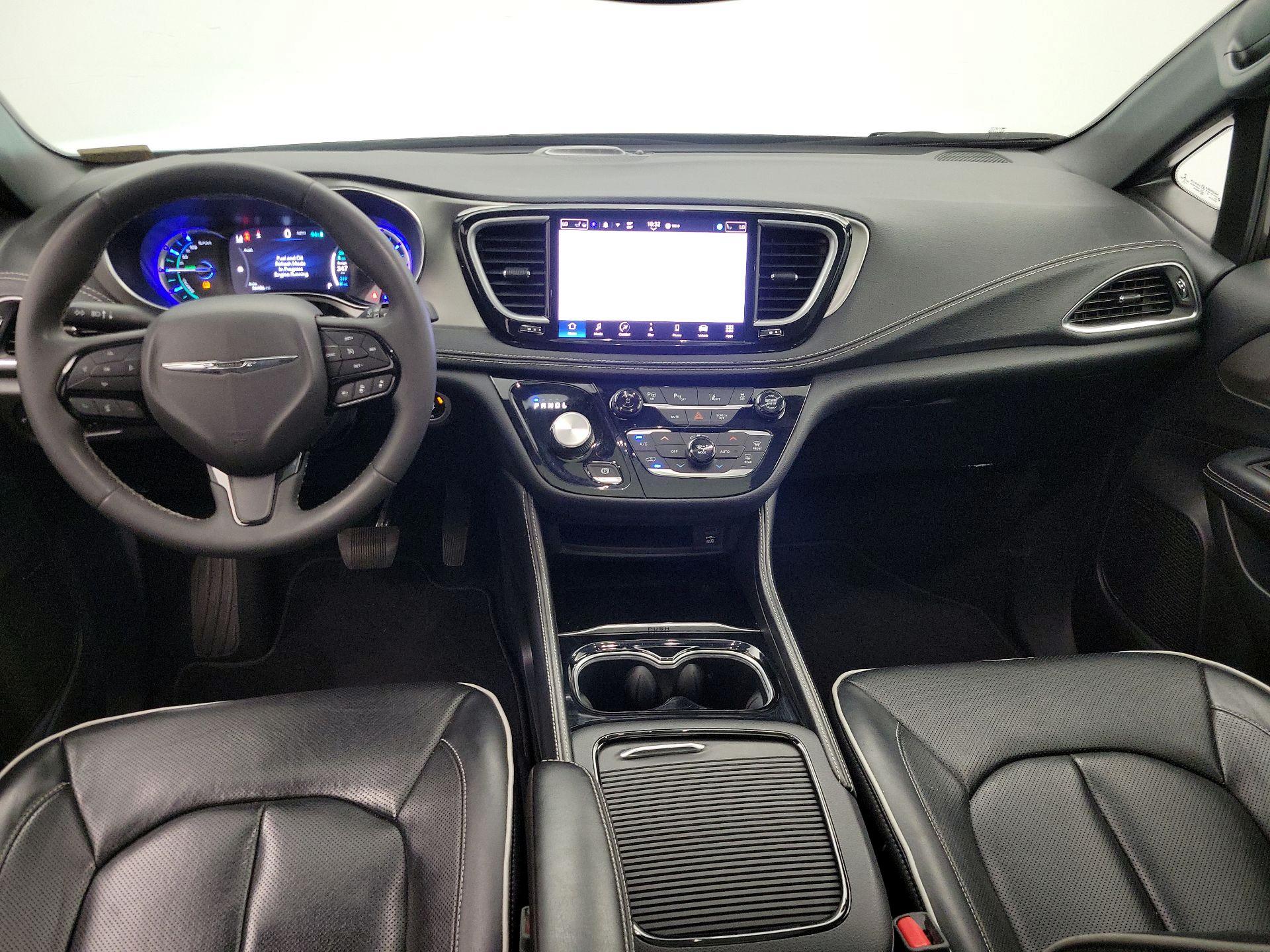 Thumbnail: 2022 Chrysler Pacifica - 9