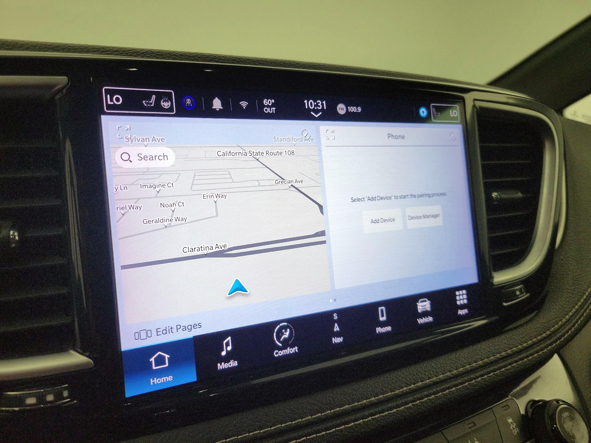 Thumbnail: 2022 Chrysler Pacifica - 16