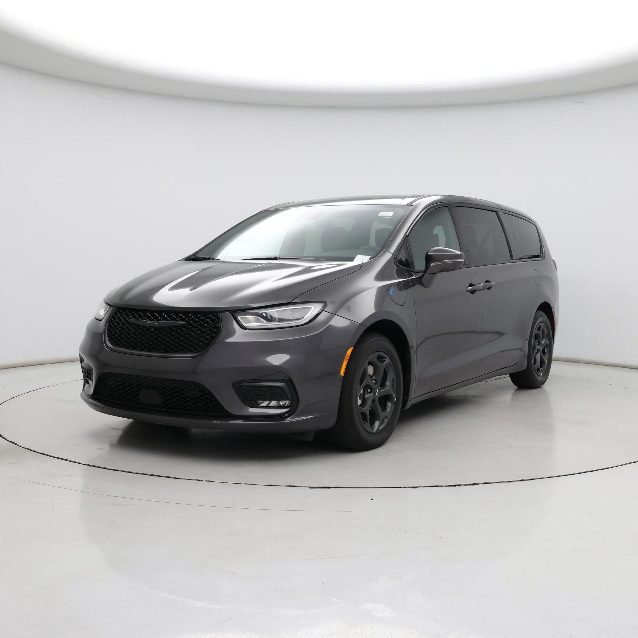 Thumbnail: 2022 Chrysler Pacifica - 4