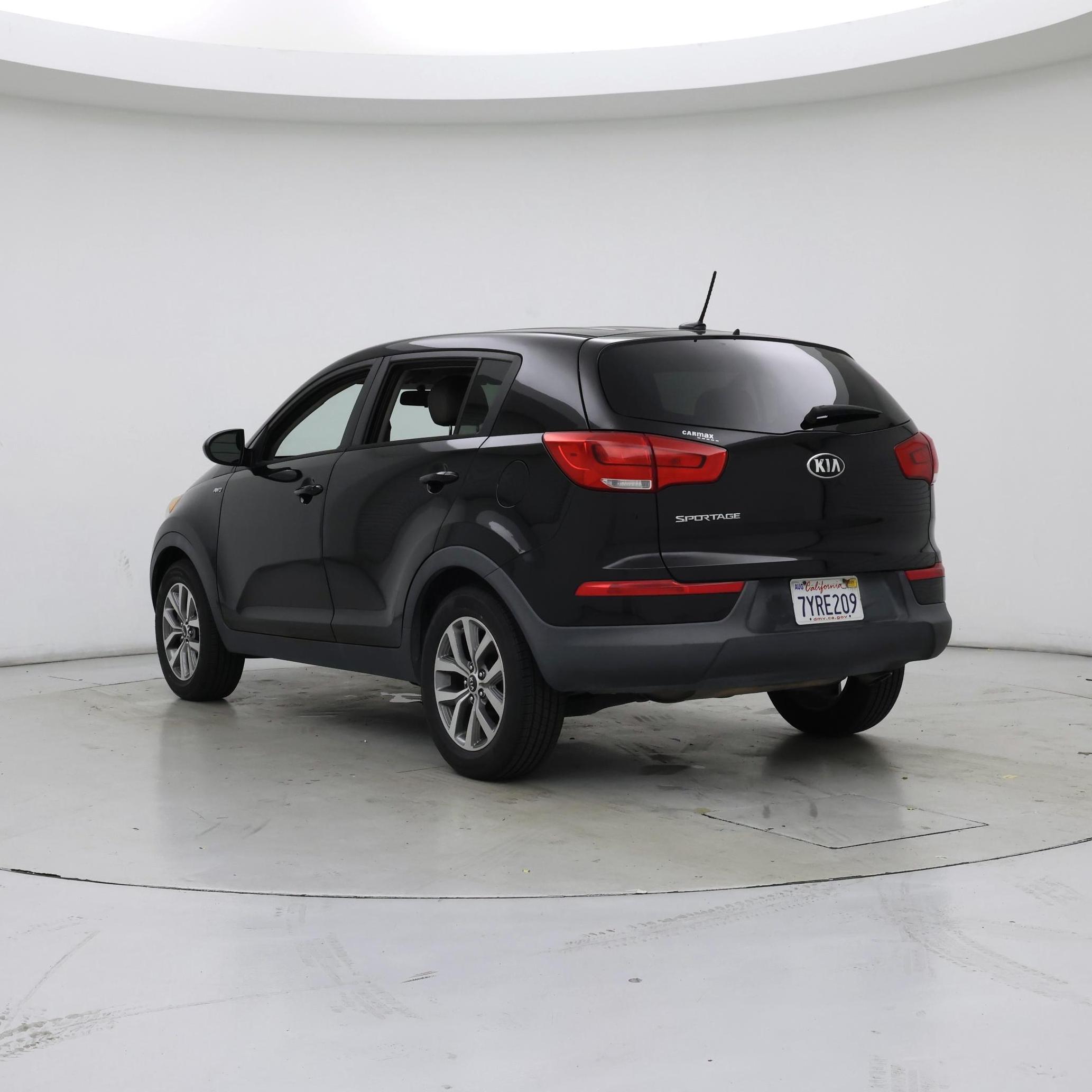 Thumbnail: 2016 Kia Sportage - 2