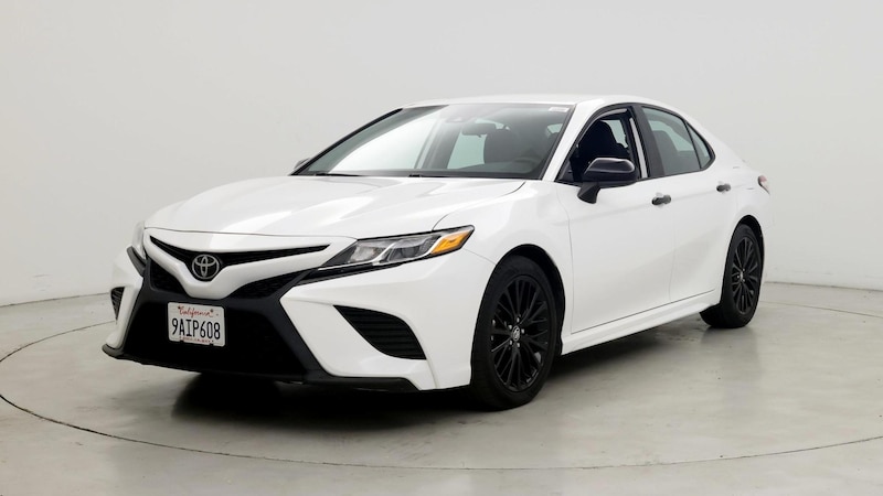 2020 Toyota Camry SE 4