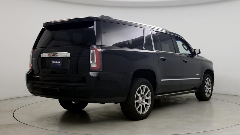 2018 GMC Yukon Denali 8