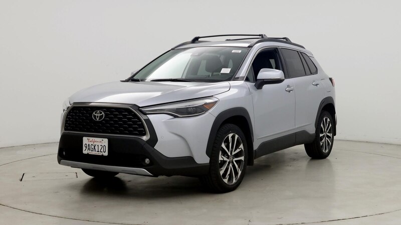 2022 Toyota Corolla Cross XLE 4