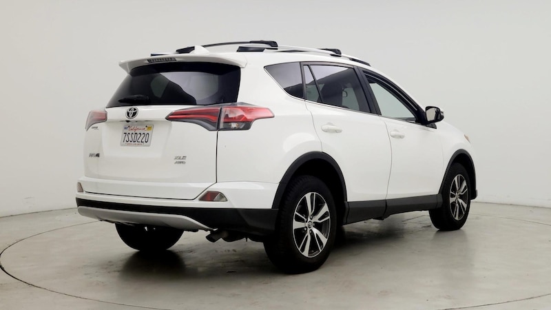 2016 Toyota RAV4 XLE 8