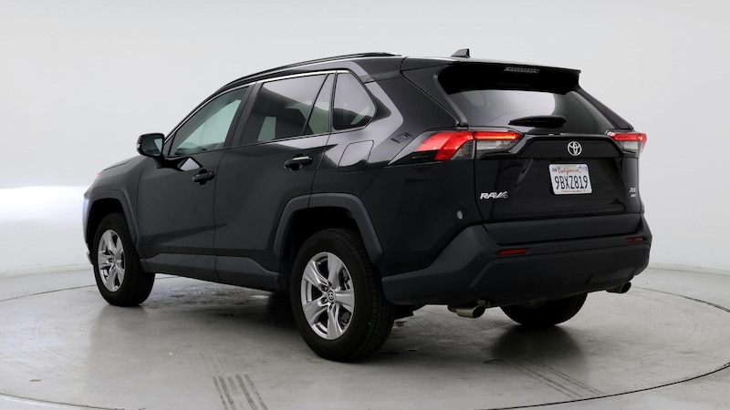 2022 Toyota RAV4 XLE 2