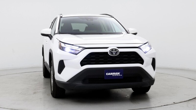 2023 Toyota RAV4 XLE 5