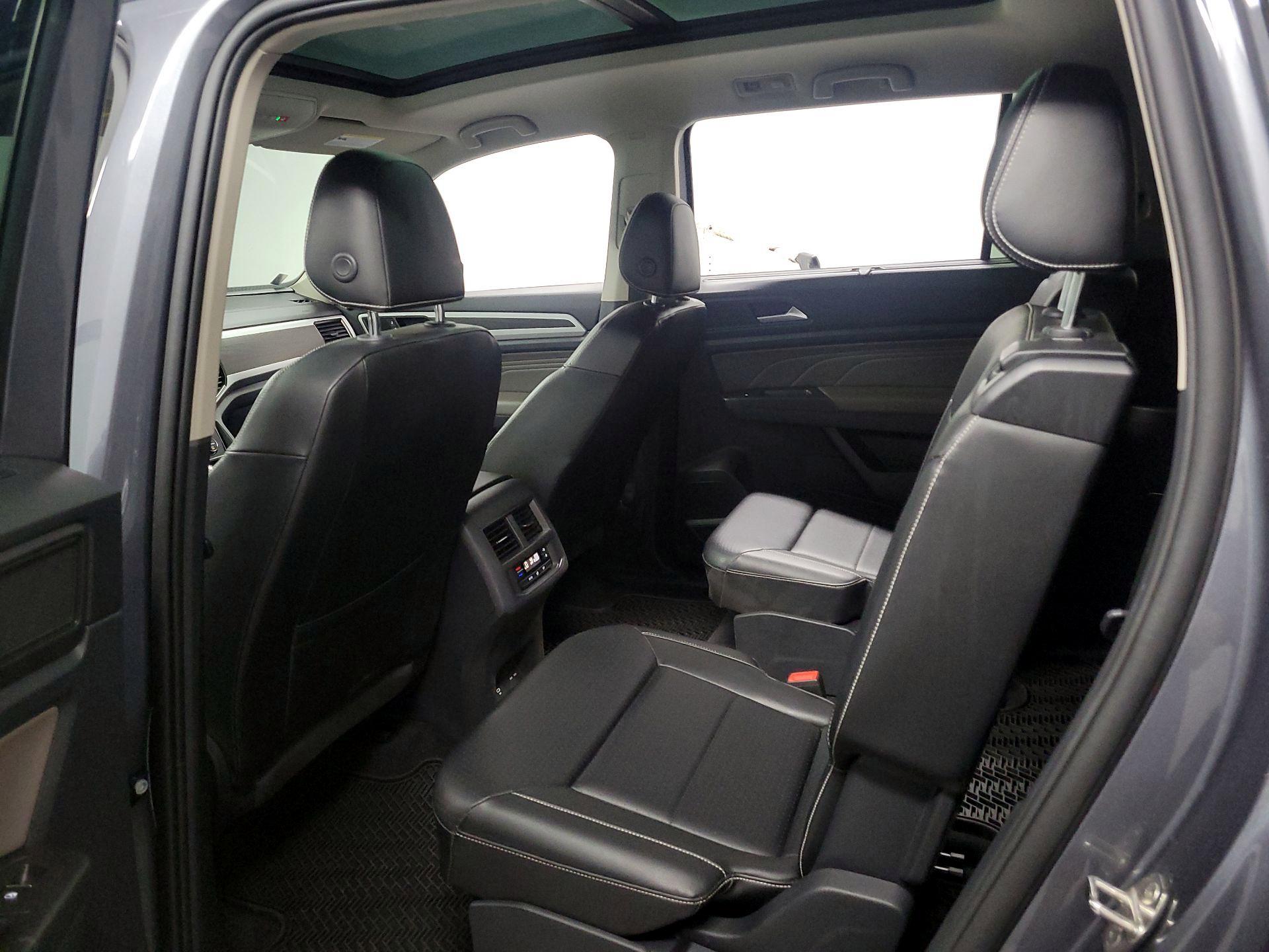Thumbnail: 2022 Volkswagen Atlas - 20