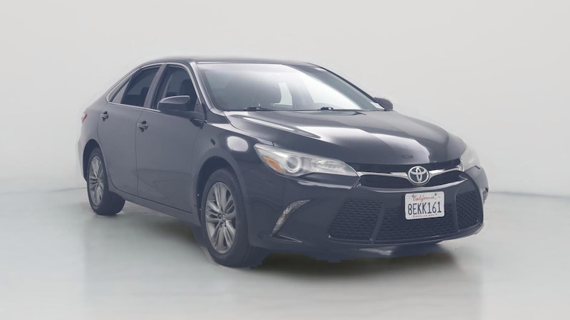 2017 Toyota Camry SE Hero Image