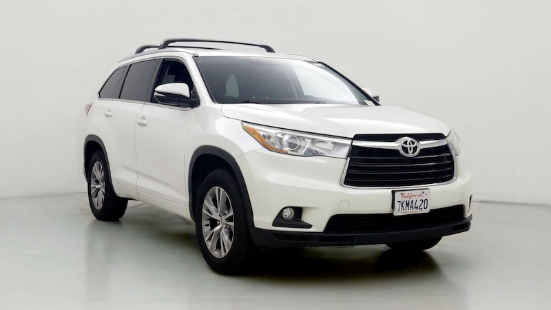 2015 Toyota Highlander XLE Hero Image