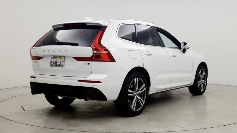 2020 Volvo XC60 T5 Momentum 8