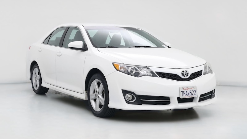 2014 Toyota Camry L Hero Image