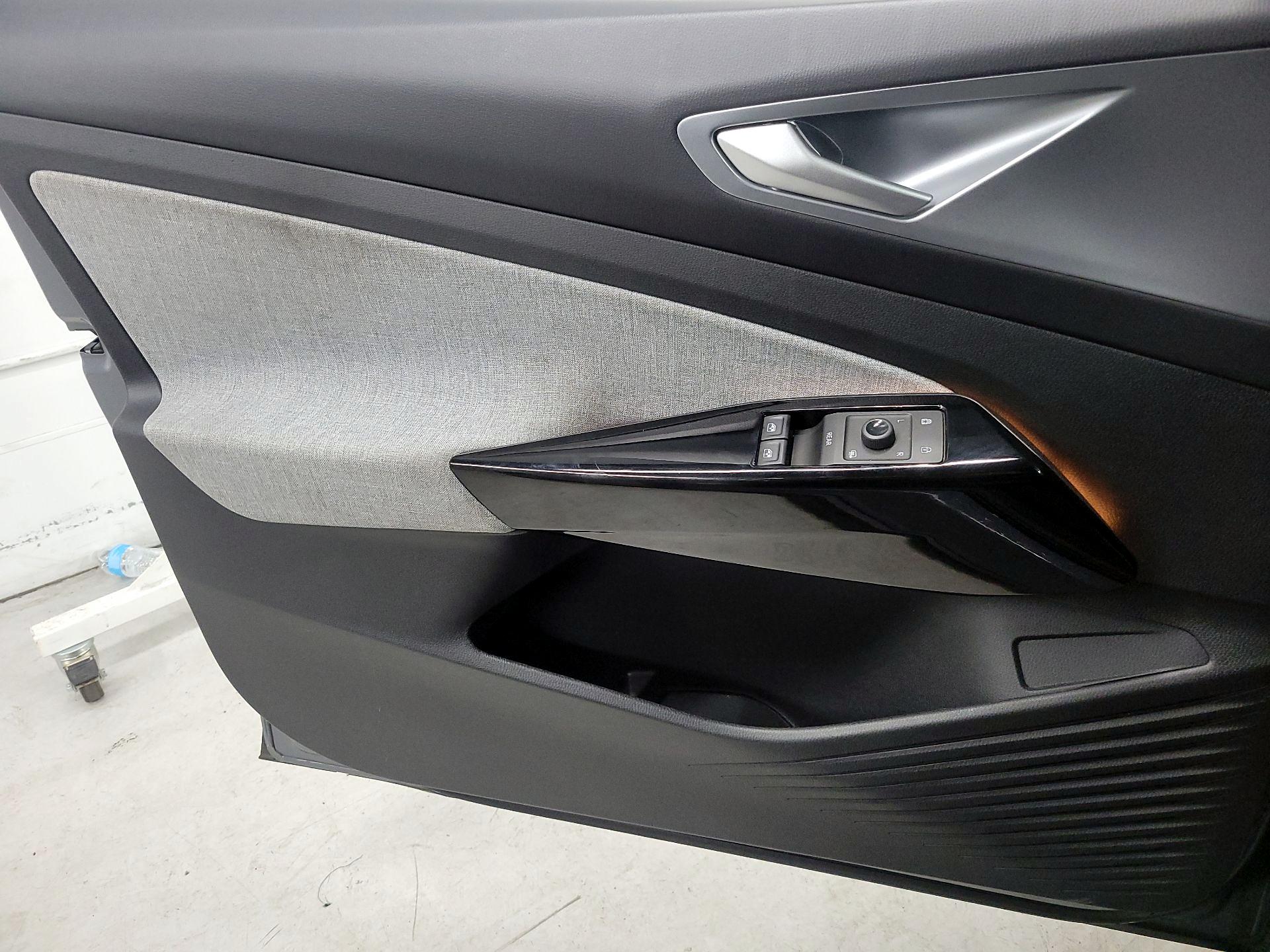 Thumbnail: 2024 Volkswagen ID.4 - 12