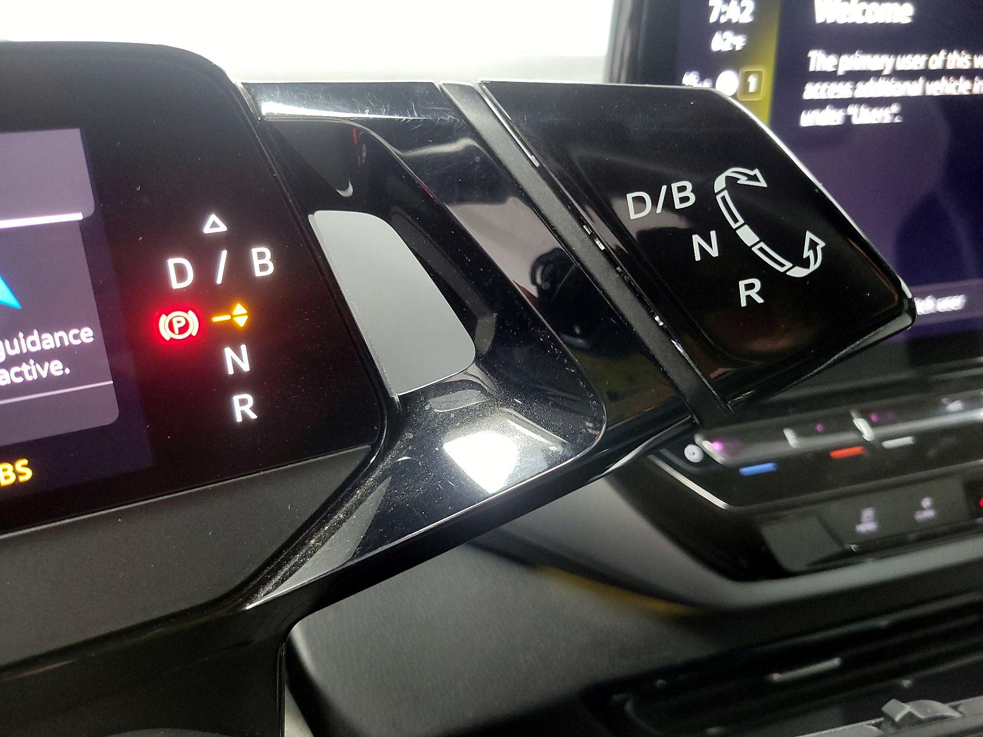 Thumbnail: 2024 Volkswagen ID.4 - 16
