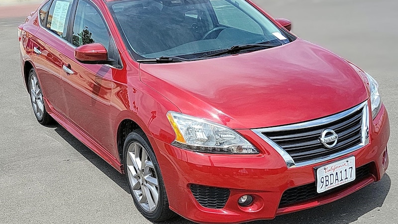 2013 Nissan Sentra SR Hero Image
