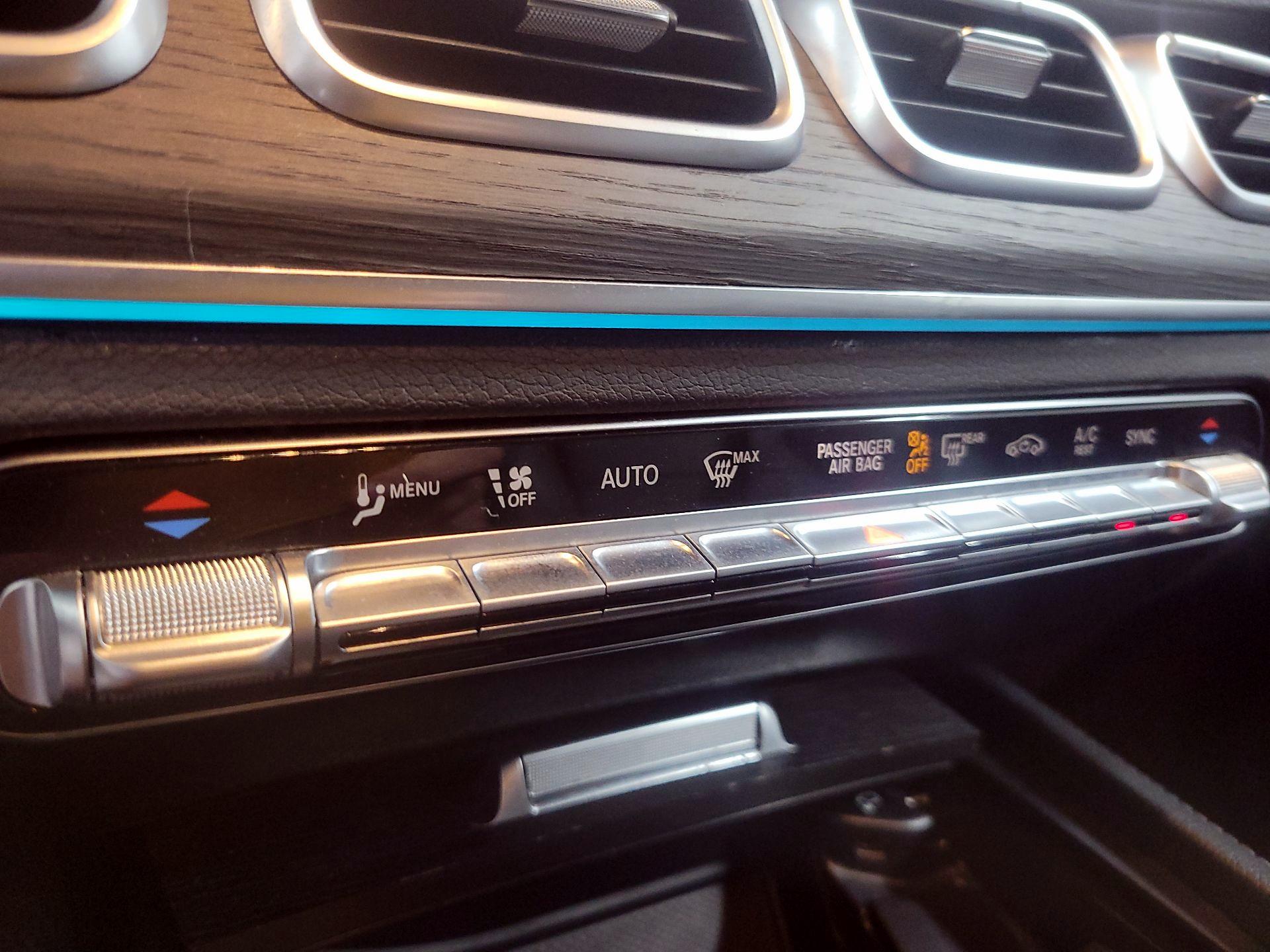 Thumbnail: 2022 Mercedes-Benz GLE - 17